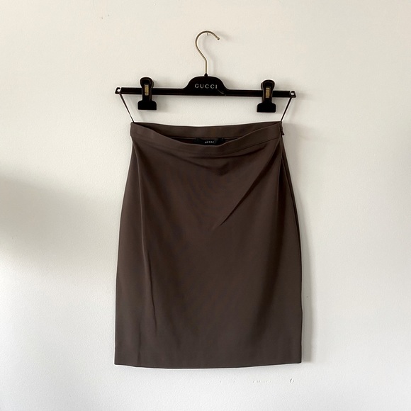 Gucci Dresses & Skirts - Gucci pencil skirt